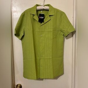 NWT Men's Green Short Sleeve Shirt size medium